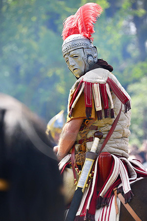 Römischer Reiter mit Maske