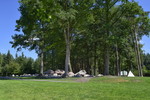 Golfplatz und Steingrab