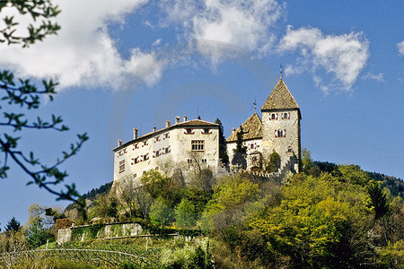 Prissian-Tisens - Schloss Wehrburg
