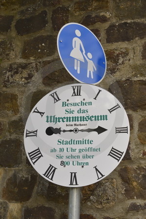Wegweiser Uhrenmuseum