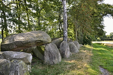 Grosssteingrab Hekese (10a)