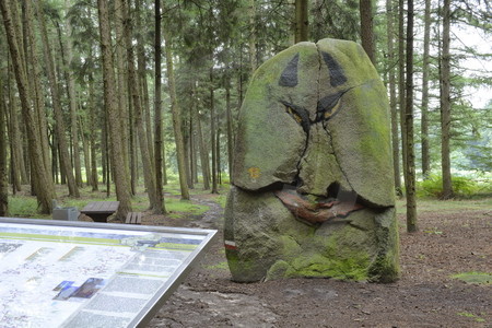 Menhir Suentelstein (4a)